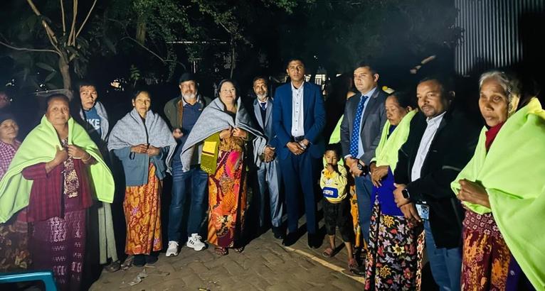 কলাপাড়ায় উপজাতি রাখাইনদের মাঝে কম্বল বিতরণ