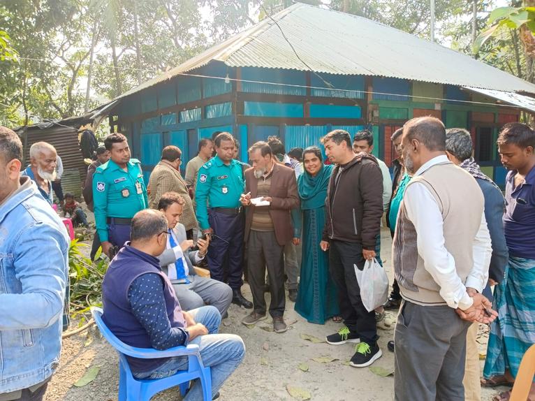 বাবুগঞ্জে সরকারি জমির মাটি কাটার দায়ে ১ লাখ টাকা জরিমানা