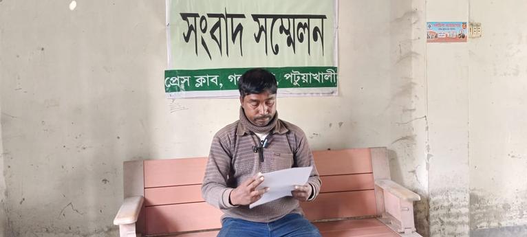 দশমিনায় তরমুজের চারা চুরি ও বসতঘরে অগ্নিসংযোগের অভিযোগ