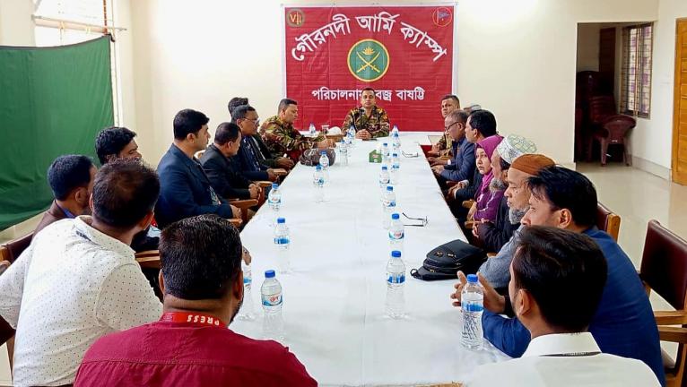 গৌরনদীতে সাংবাদিকদের সঙ্গে সেনা কর্মকর্তাদের মতবিনিময়