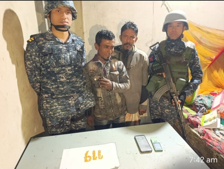 মোংলায় যৌথ অভিযানে ইয়াবাসহ ২ কারবারি আটক