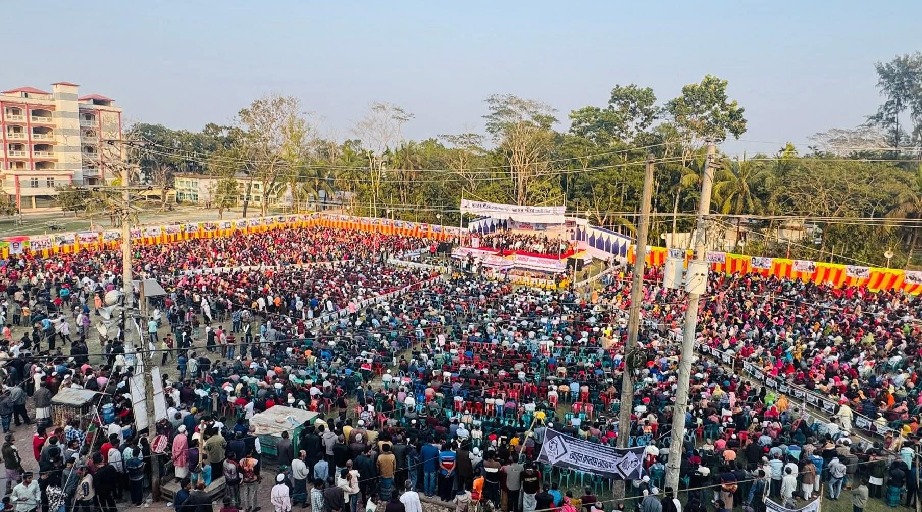 ৮ মোটরসাইকেল জব্দ; কাউখালীতে সড়ক শৃঙ্খলায় কড়াকড়ি, ৪১ মামলায় জরিমানা