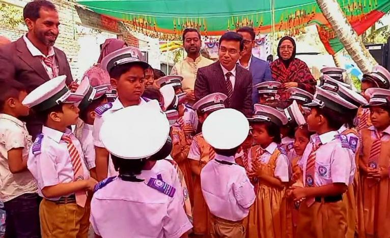 গৌরনদীতে উৎসবমুখর পরিবেশে রংধনু বিদ্যানিকেতনের বার্ষিক অনুষ্ঠান