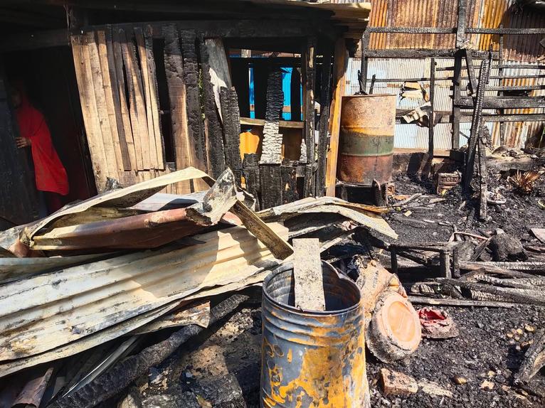 নেছারাবাদে অগ্নিকান্ডে বসত ঘর ভস্মীভুত