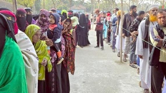 কলাপাড়ায় উৎসবমুখর ভোট, প্রায় শেষ মুহূর্ত পর্যন্ত শান্তিপূর্ণ