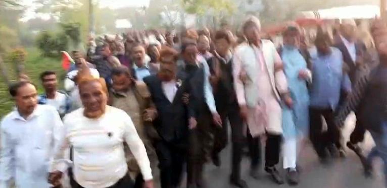 তথ্য ও সম্প্রচার মন্ত্রী হিসেবে শপথ: আগৈলঝাড়ায় আনন্দ মিছিল ও মিষ্টি বিতরণ