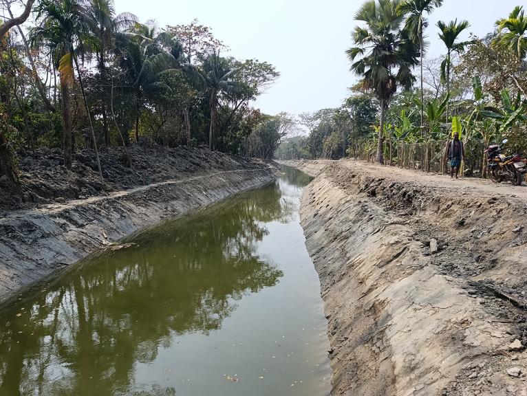 তালতলীতে ৯ খাল পুনঃখননে কৃষকের ভাগ্য বদলের আশা