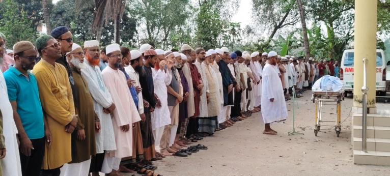 কলাপাড়ায় এ্যাড. রুবেলের দাফন সম্পন্ন, বিভিন্ন মহলের শোক