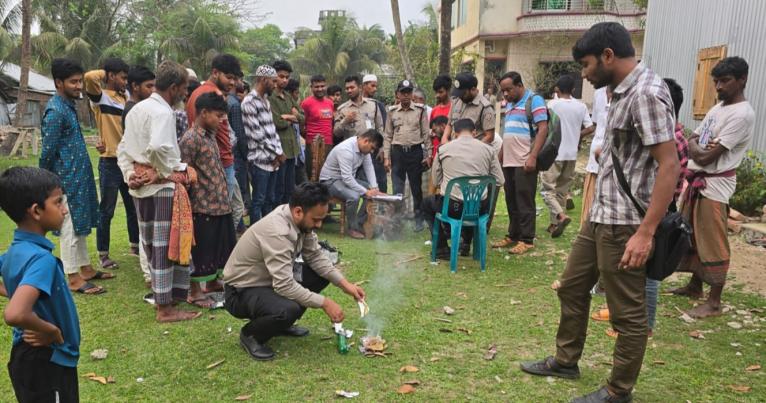 কলাপাড়ায় গাঁজা সেবনের দায়ে ৩ জনের কারাদণ্ড