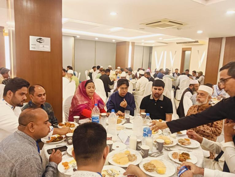 আমজনগণ পার্টির ইফতার মাহফিল