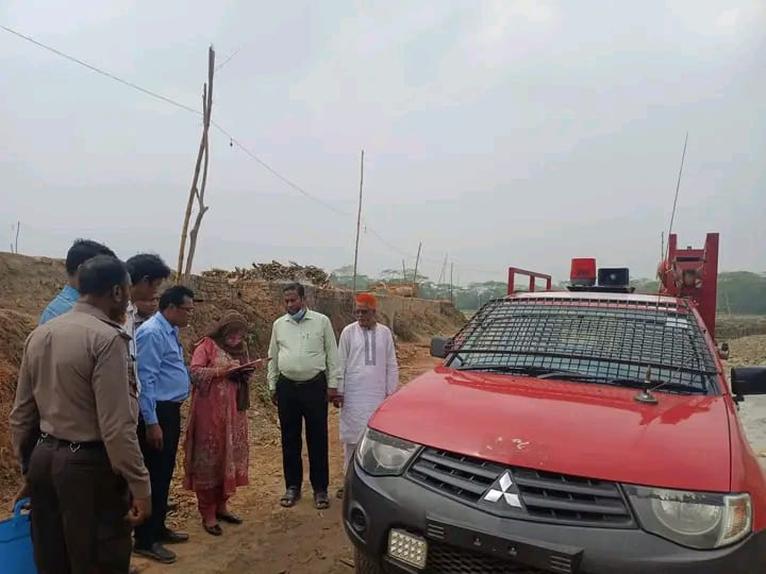 বাবুগঞ্জে অবৈধ ইটভাটায় অভিযান, ৫০ হাজার টাকা জরিমানা