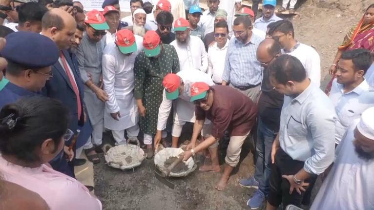 গোপালগঞ্জে খাল খননের উদ্বোধন করলেন সাংস্কৃতিক বিষয়ক প্রতিমন্ত্রী