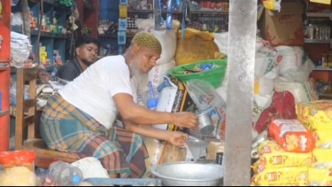 কুয়াকাটা-কলাপাড়ায় ভোজ্য তেলের সংকট, বেড়েছে দাম