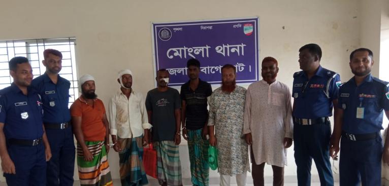 মোংলায় চিংড়ি ঘের দখল নিয়ে বিএনপির দুই পক্ষের সংঘর্ষ, নেতাসহ ৬ জন কারাগারে