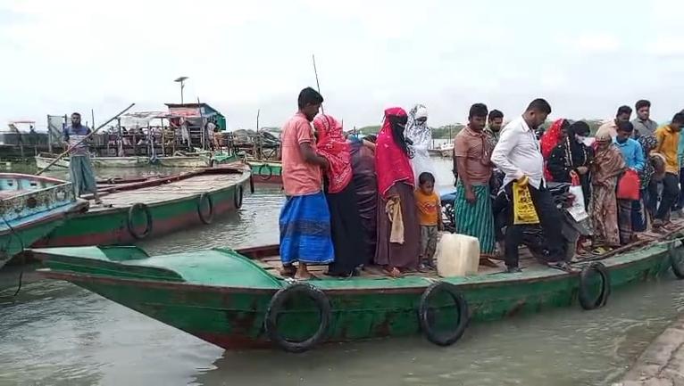 গলাচিপা খেয়াঘাট দখলে প্রতিমন্ত্রীর নাম ব্যবহার, ভিডিও ভাইরাল