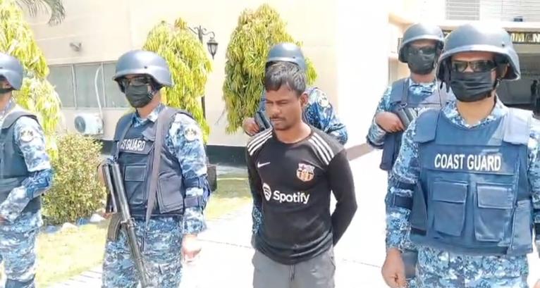 অস্ত্রসহ ছোট সুমন বাহিনীর সদস্য ইয়াছিন সেখ আটক