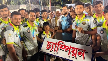 গৌরনদীতে শর্ট পিচ প্রিমিয়ার লিগের ফাইনাল: চ্যাম্পিয়ন ড্রিম টিম ইউনাইটেড
