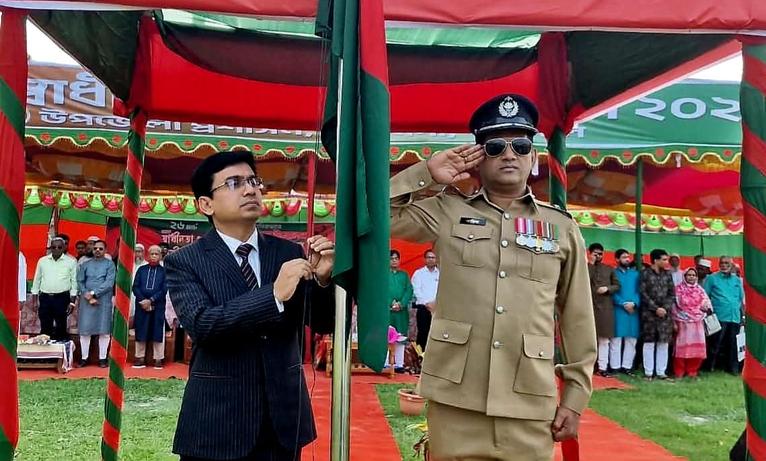 গৌরনদীতে যথাযোগ্য মর্যাদায় স্বাধীনতা ও জাতীয় দিবস উদযাপন