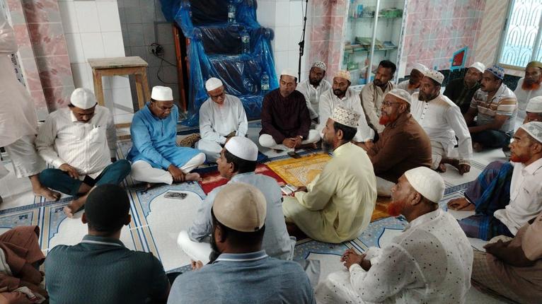 মোংলায় সড়ক দুর্ঘটনায় নিহত সেই ১৪ জনের মাগফেরাত কামনায় দোয়া