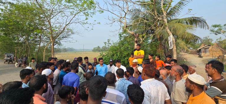 কলাপাড়ায় মহিষের লড়াই ঠেকালো প্রশাসন