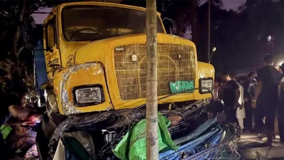 বরগুনার আমতলীতে ট্রাক-অটোরিকশা সংঘর্ষে নিহত ২, আহত ৩