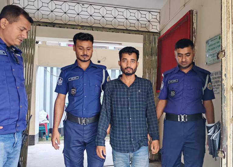 দশমিনায় ৭ পিস ইয়াবাসহ যুবক গ্রেফতার