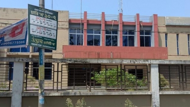 আমতলীতে জ্বালানি সংকটে কৃষি রেডিও বন্ধ, বিপাকে পাঁচ লক্ষাধিক মানুষ