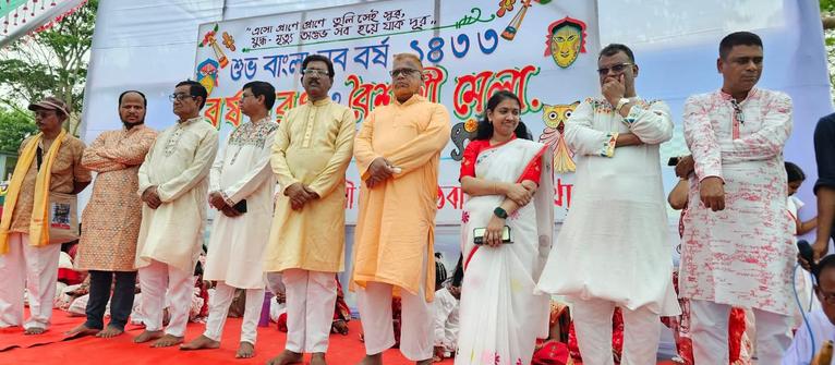 মঠবাড়িয়ায় নববর্ষ ১৪৩৩ উপলক্ষে বর্ণাঢ্য বৈশাখী শোভাযাত্রা