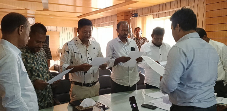 তালতলী উপজেলা কেন্দ্রীয় সমবায় সমিতির নির্বাচিত কমিটির শপথ অনুষ্ঠিত