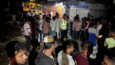 ফরিদপুরে ট্রাক থামিয়ে গণপিটুনি, নিহত চালক, হাসপাতালে আরও ২