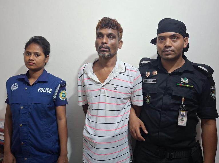 কাউখালীতে র্যাবের হাতে ডাকাতি মামলার আসামি গ্রেপ্তার