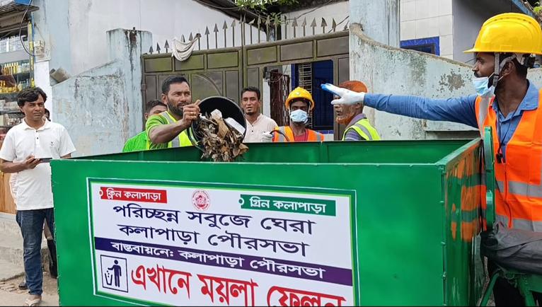 কলাপাড়ায় ‘গ্রিন কলাপাড়া-ক্লিন কলাপাড়া’ কার্যক্রম শুরু