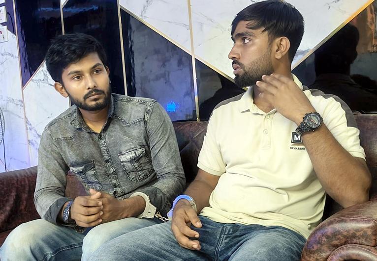 ভোলা থেকে অপহৃত কলেজছাত্রী উদ্ধার কুয়াকাটার হোটেলে, আটক ২ যুবক