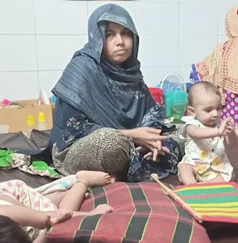 বরগুনায় শান্তি বেগমের পরিবারে অশান্তির আগুন: দুই সন্তান নিয়ে হাসপাতালে আশ্রয়