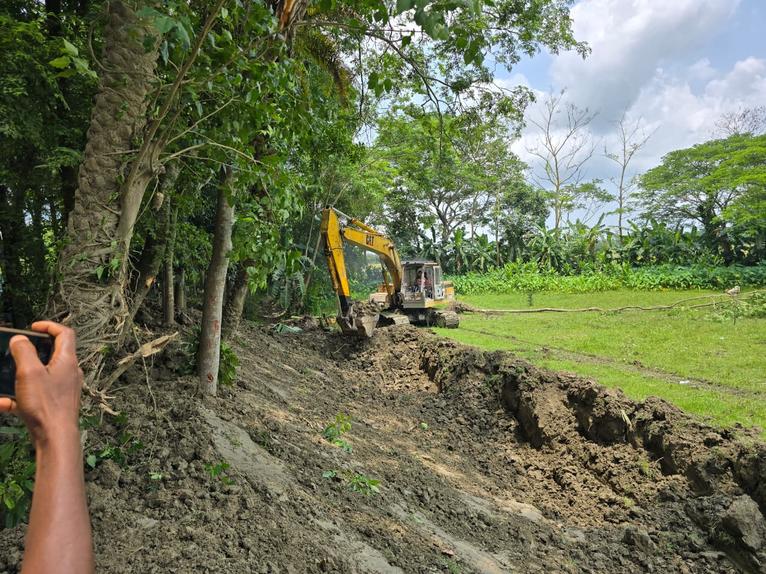 দুমকিতে খাল খননের এলাইনমেন্ট পরিবর্তনের অভিযোগ, তদন্তের দাবি