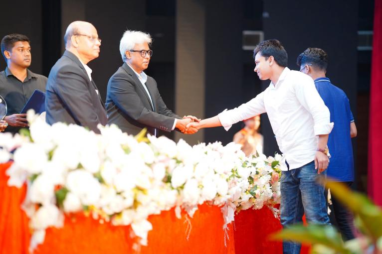 জাতীয় পর্যায়ে ৫ম স্থানে চরফ্যাশন রেসিডেন্সিয়াল মডেল কলেজ