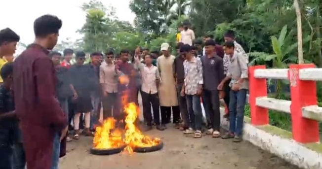গলাচিপােয় নিষিদ্ধ ঘোষিত ছাত্রলীগের বিক্ষোভ, গ্রেফতার ৩