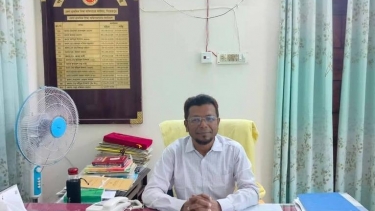 বরিশাল বিভাগে শ্রেষ্ঠ জেলা শিক্ষা অফিসার পিরোজপুরের মোল্লা বক্তিয়ার রহমান