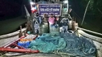 চরফ্যাশনের মায়া নদীতে ট্রলিং বোট-জাল জব্দ, আটক ৩