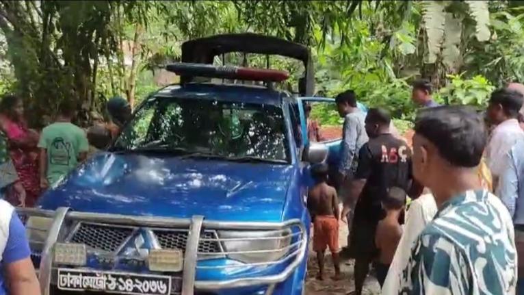 ভাঙ্গায় ঘুমন্ত স্বামীর গোপনাঙ্গে ব্লেড চালানোর অভিযোগ, স্ত্রী আটক