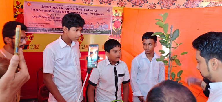 দশমিনায় মেধা, বিজ্ঞান ও উদ্ভোবন বিষয়ক প্রদর্শণী অনুষ্ঠিত