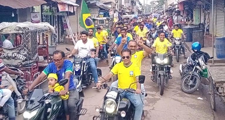 কলাপাড়ায় ব্রাজিল সমর্থকদের আনন্দ শোভাযাত্রা