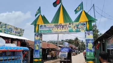 কলাপাড়ায় ব্যতিক্রমী ব্রাজিল গেট