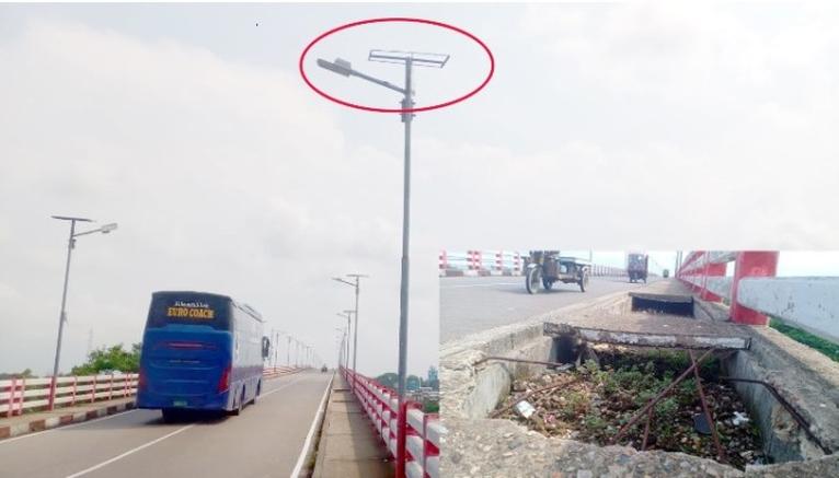 কলাপাড়ায় আন্ধারমানিক সেতুর ফুটপাতের স্লাব বিধ্বস্ত, উধাও সৌরপ্যানেল