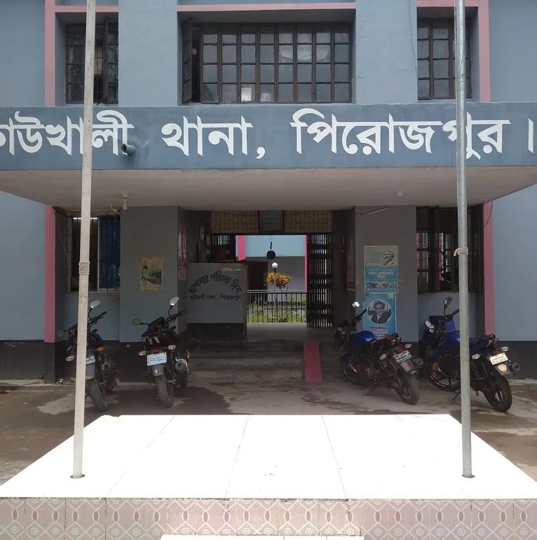 কাউখালীতে সড়ক দুর্ঘটনায় ওষুধ কোম্পানির প্রতিনিধি নিহত
