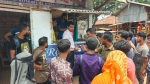 নেছারাবাদে অতিরিক্ত বাসভাড়া আদায়, দুই পরিবহনকে ২৩ হাজার টাকা জরিমানা