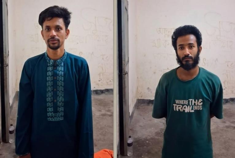 আগৈলঝাড়ায় ১০ পিস ইয়াবাসহ দুই মাদক কারবারি গ্রেপ্তার
