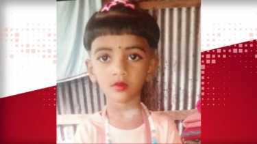 ভোলার দৌলতখানে টিনের চালার সিলিং ভেঙে ঘুমন্ত শিশুর মৃত্যু