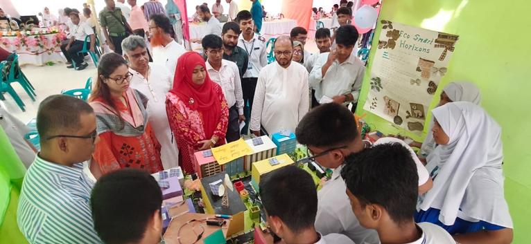 মোংলায় জাতীয় বিজ্ঞান ও প্রযুক্তি এবং উদ্ভাবনী বিজ্ঞান মেলা অনুষ্ঠিত