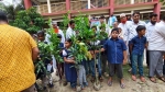 কুয়াকাটায় ৪৫০ শিক্ষার্থীর মাঝে শিক্ষা উপকরণ ও গাছের চারা বিতরণ
